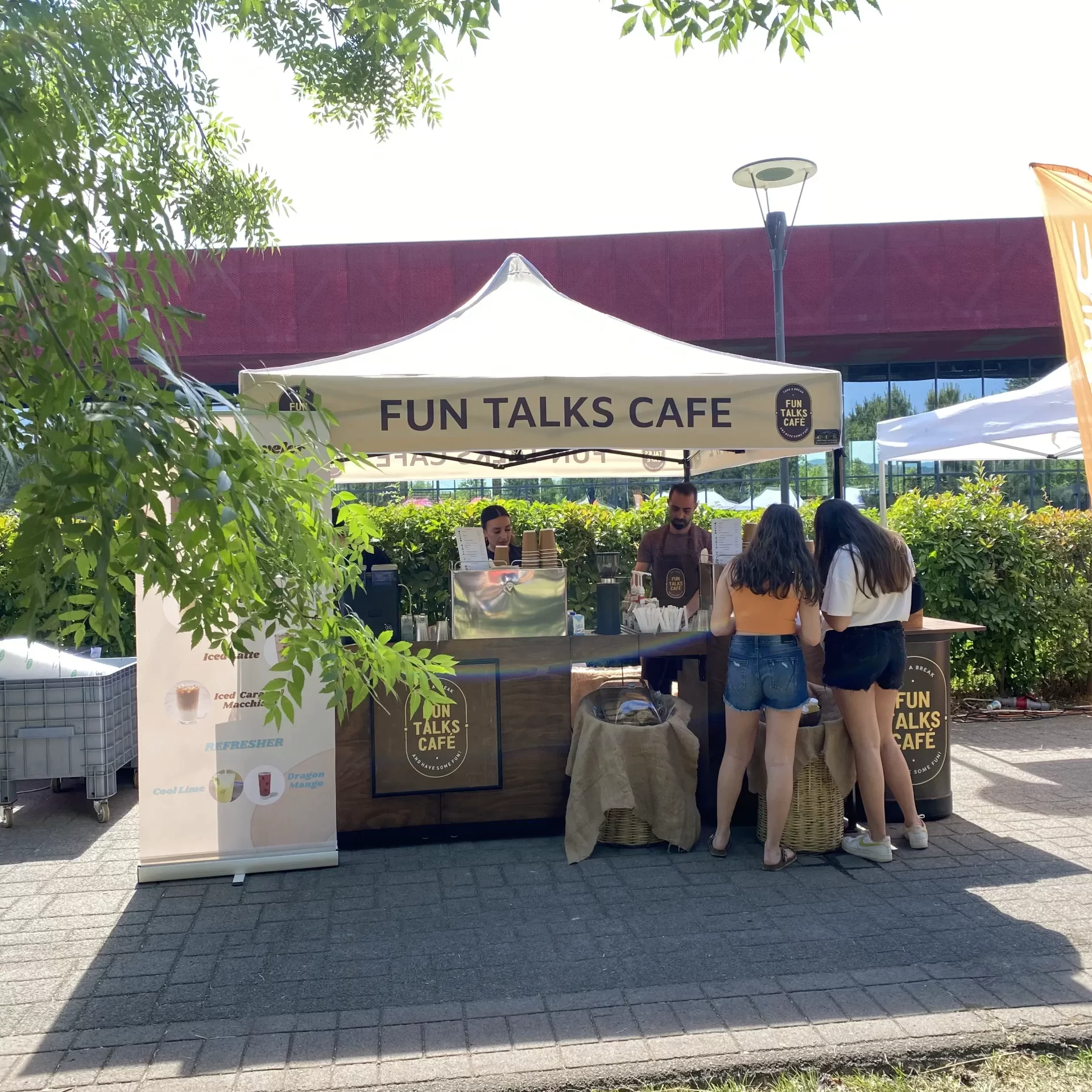 Festivaller Fun Talks Cafe